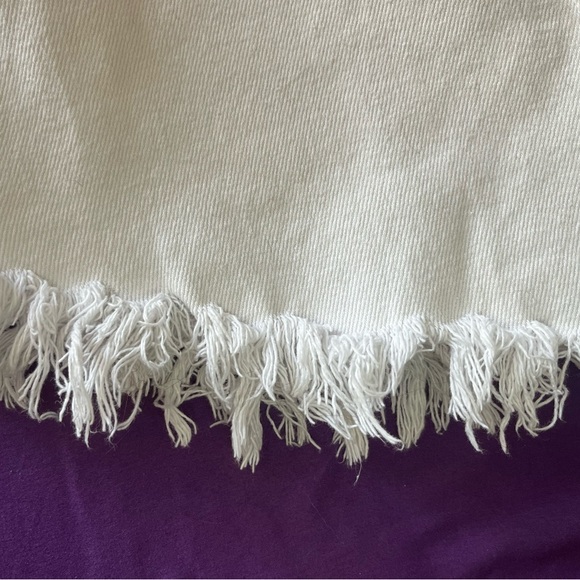 Wild Fable white high rise shorts, size 2 - Picture 7 of 7